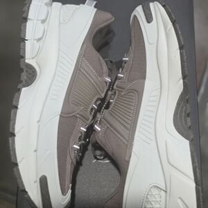 Nike Zoom Vomero 5 Roam